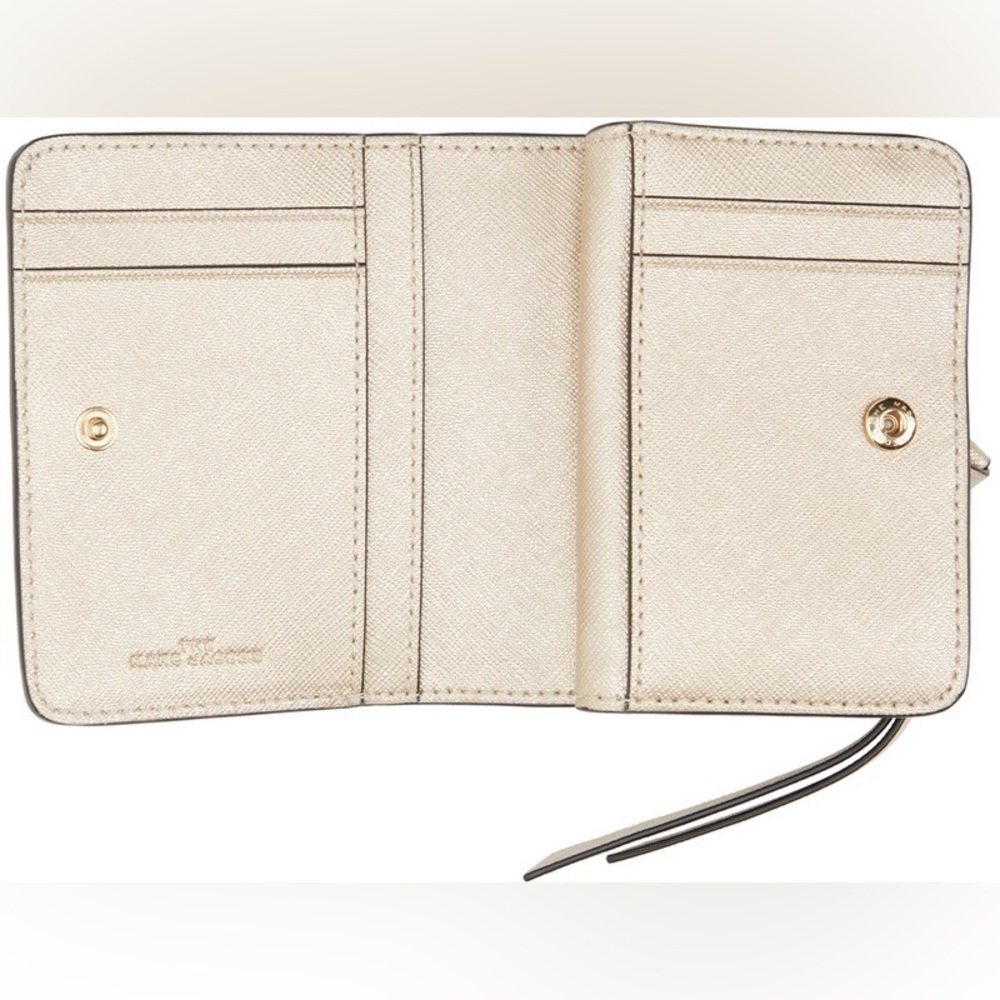 Marc Jacobs Silver & Gold Mini 'The Snapshot' Compact Wallet NWT - Picture 3 of 6